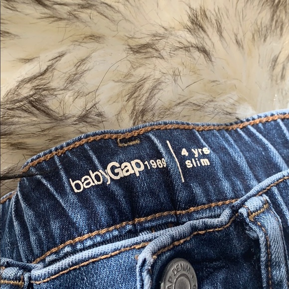 Gap Distressed Jeans Size 4 - Picture 2 of 5